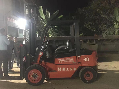 急客戶之所急，永新昌叉車服務(wù)暖人心